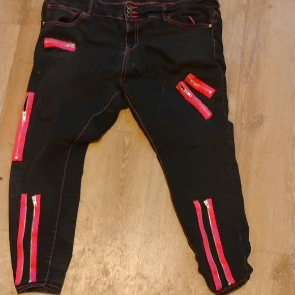 Hot Topic Pants - Black + Pink Striped Tripp Pants